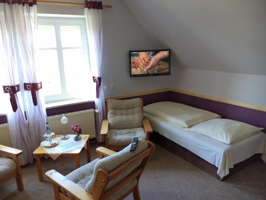 Landgasthof Fegetasch Neukirchen  Room photo